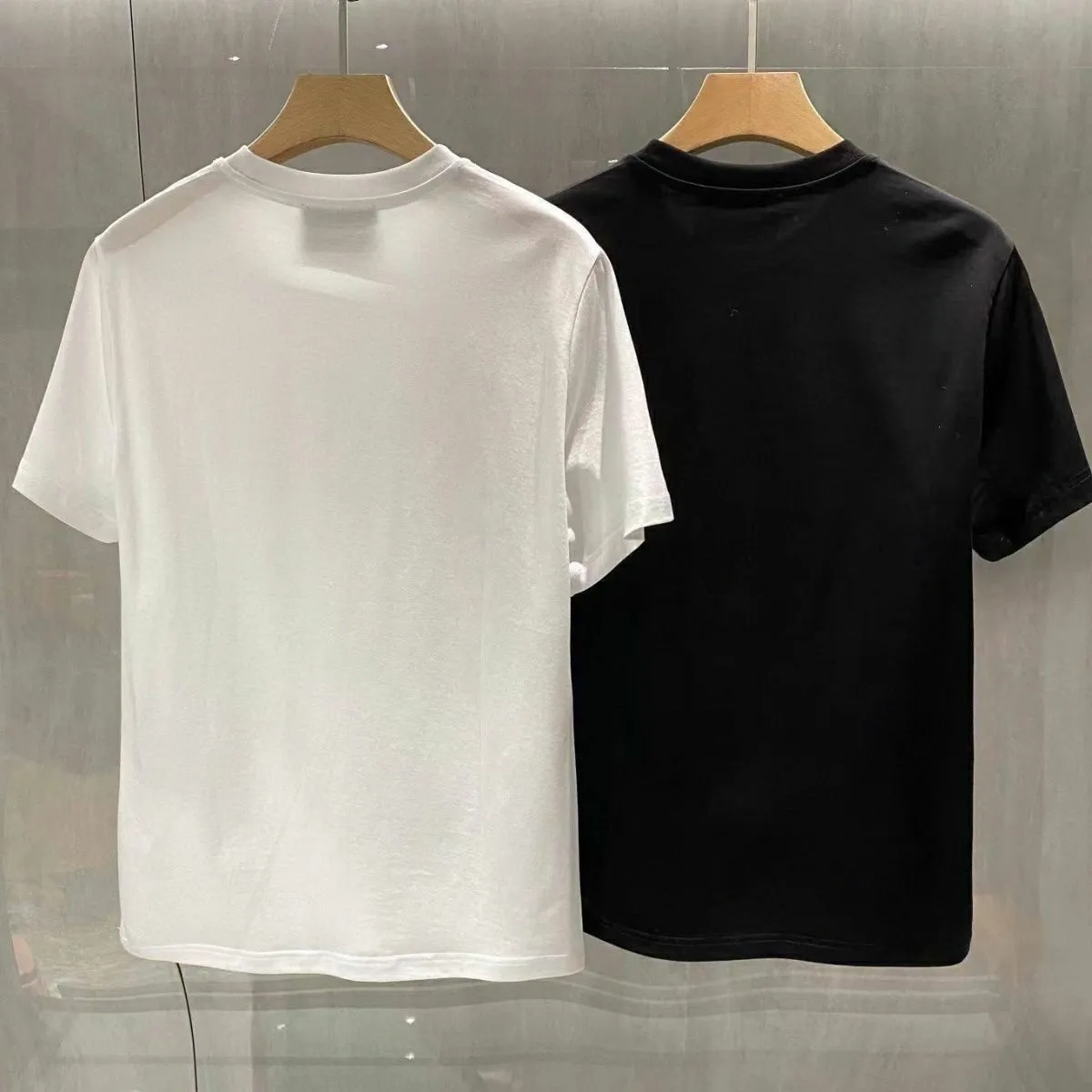 【S-5XL】人気急上昇 ファッション ラウンドネック アルファベット 半袖 目立つ 売れ筋  Tシャツ