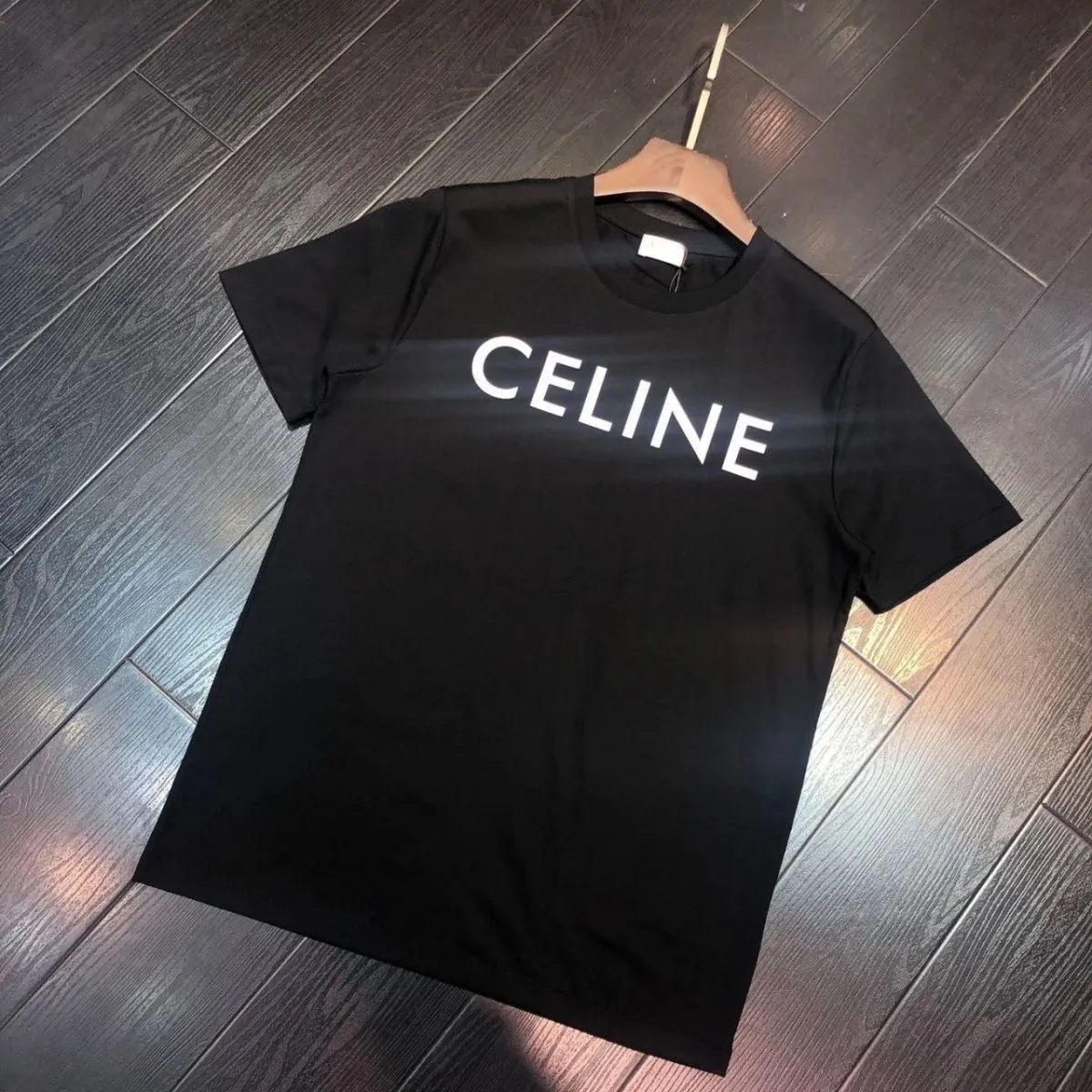 目立つ 気質満点 取り入れたい シンプル カジュアル 四色選べられ アルファベット  Tシャツ