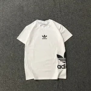 おすすめ  絶対欲しい 憧れ 大人の定番 合わせやすい 質感のいい 好感度100％Ｔシャツ