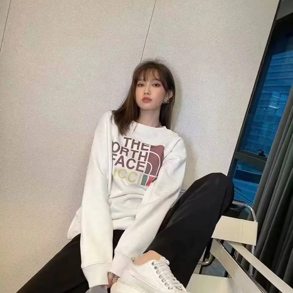 合わせやすい 質感のいい 好感度100％ おしゃれ ラウンドネック 長袖 トレーナー