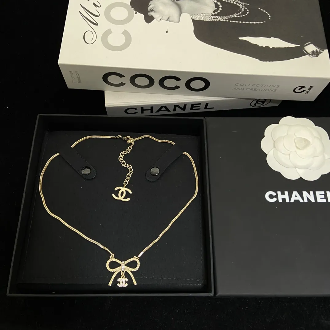【Chanel】新作登場 華やか キラキラ 繊細 ネックレス