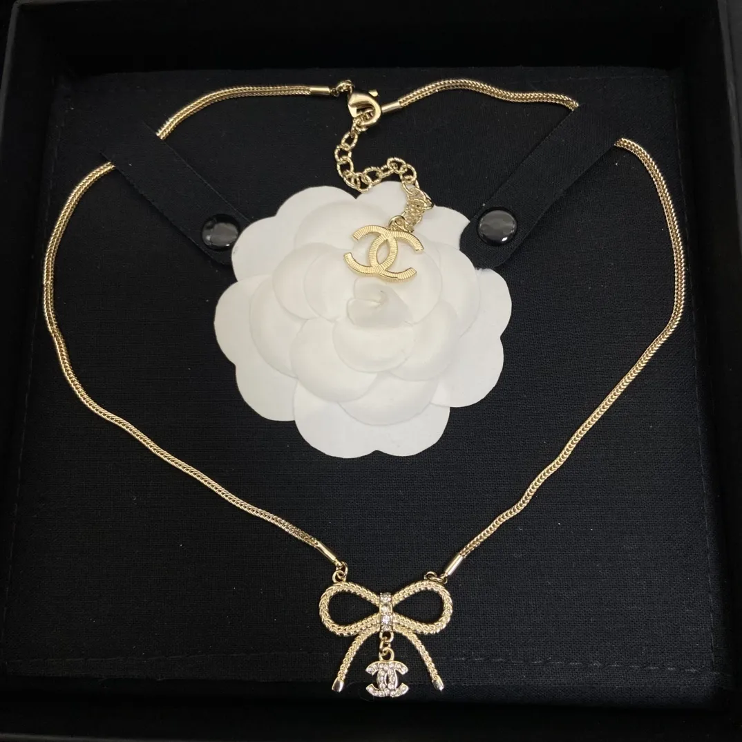 【Chanel】新作登場 華やか キラキラ 繊細 ネックレス