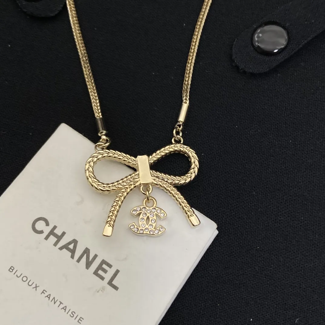 【Chanel】新作登場 華やか キラキラ 繊細 ネックレス