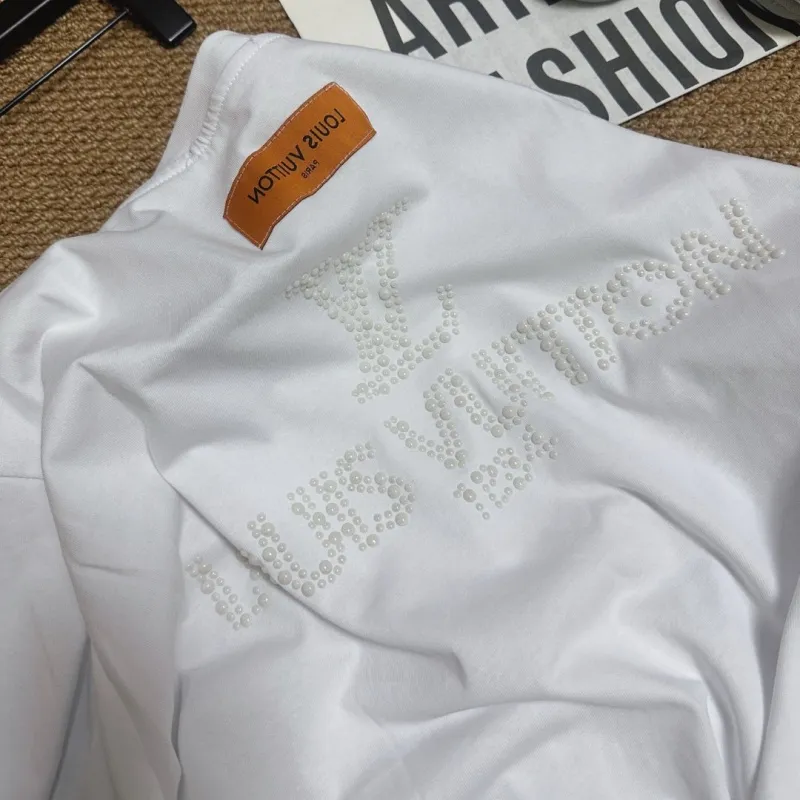 『S-L』売り切れ必至 アバンギャルド 特殊な素材で作られています 半袖