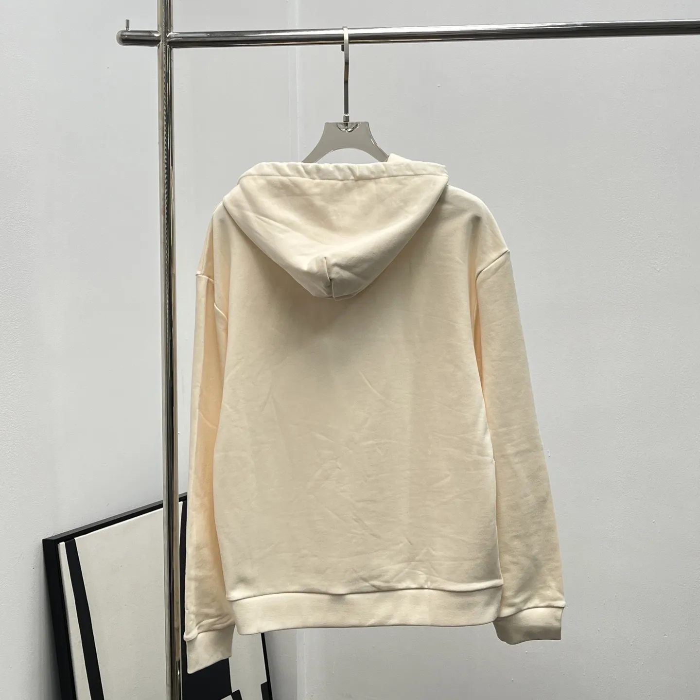 『S-XL』話題沸騰中 インスタ映え抜群 ゆったりとした 合わせやすい パーカー