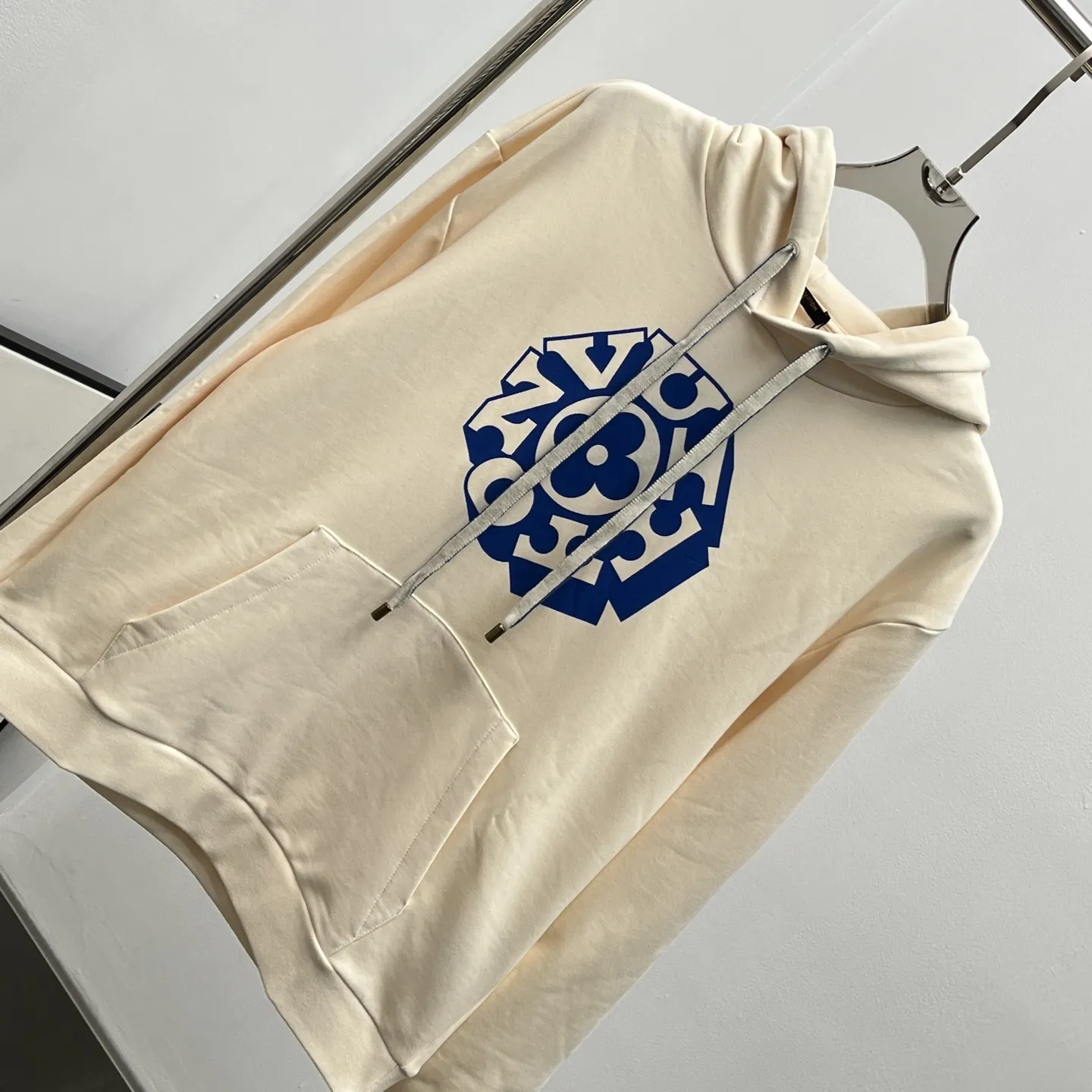 『S-XL』話題沸騰中 インスタ映え抜群 ゆったりとした 合わせやすい パーカー
