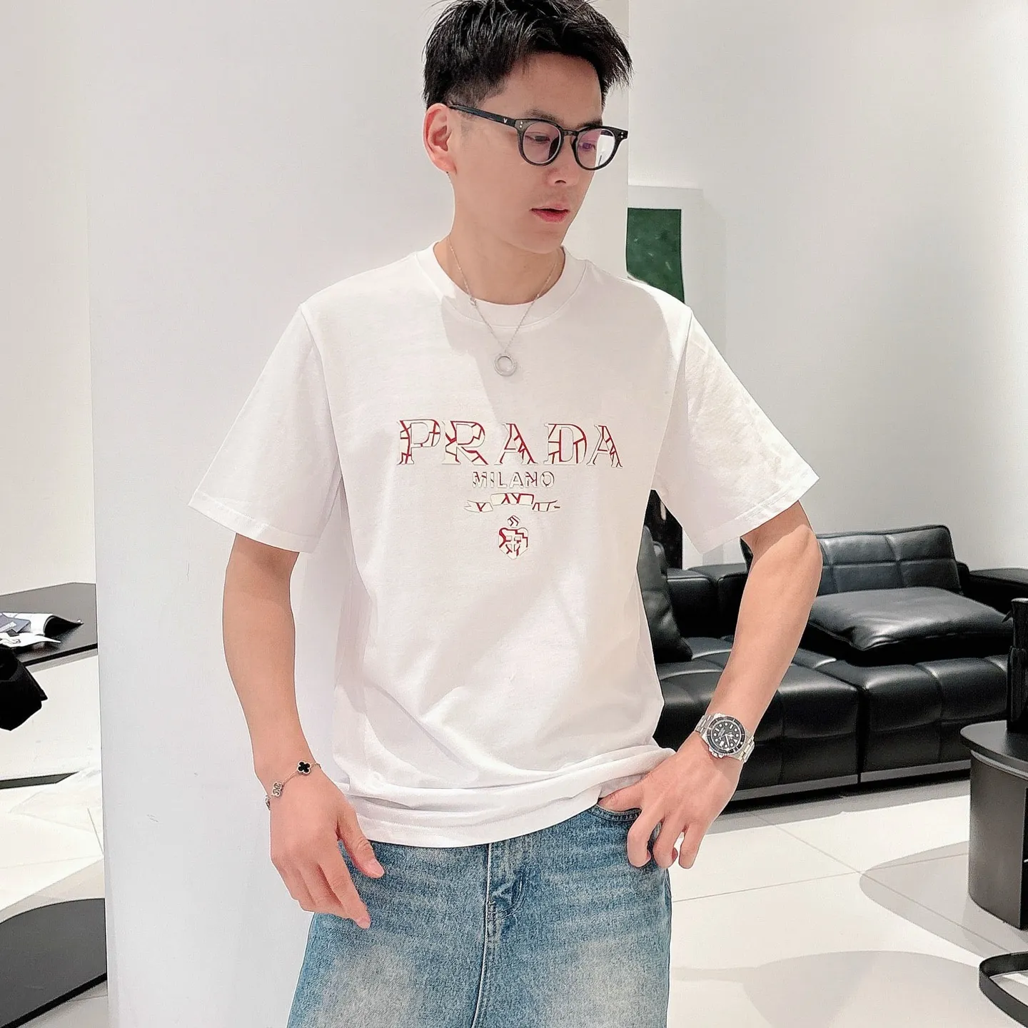 『S-4XL』毎日着たくなる シンプル 合わせやすい ゆったり 半袖 Tシャツ
