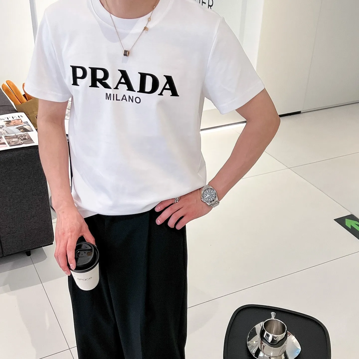 『S-2XL』センスが光る一枚 シンプル 合わせやすい カジュアル 半袖 Tシャツ