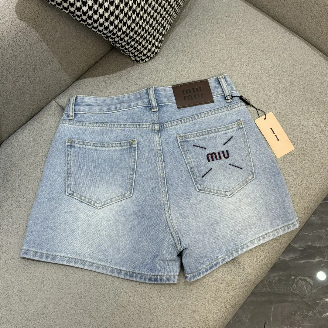 『S-M』着回し力バツグン Aライン 合わせやすい デニム素材 ショートパンツ