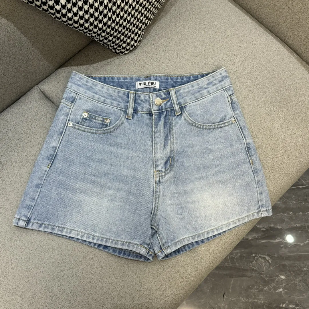 『S-M』着回し力バツグン Aライン 合わせやすい デニム素材 ショートパンツ